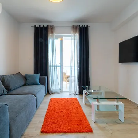 Marina Apartament *